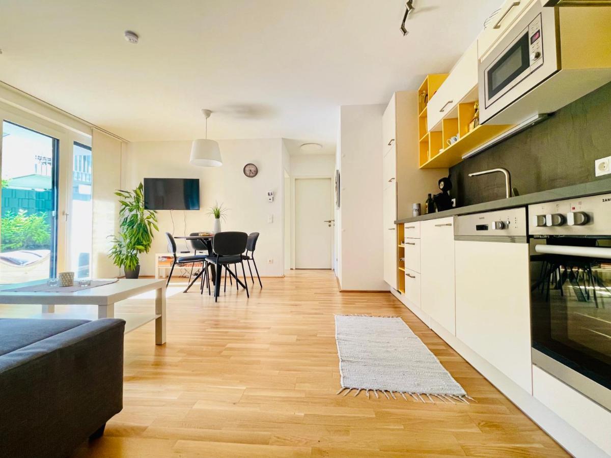 Topmodernes Sonnenwohnen Apartment Bei U-Bahn Und Therme Wien Oberlaa, 15 Min Bis Stephansplatz المظهر الخارجي الصورة